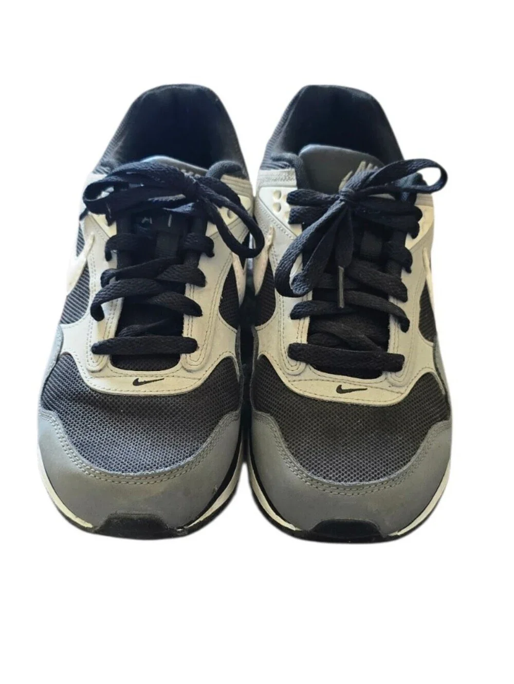 Nike Air Max Men's 7.5 Women's 9  Black White Gray Sneakers